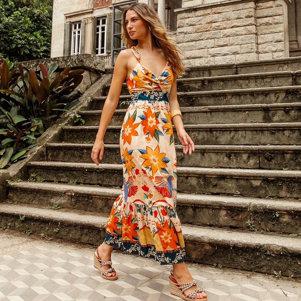 NWT Zleurope Pacaya Maxi Dress Floral Size Medium
